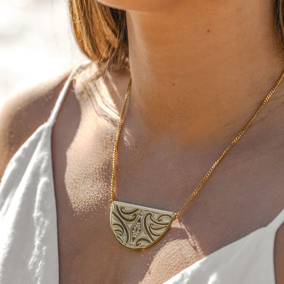 Rerehua Manawa Breastplate Necklace