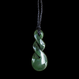 #37A Pikorua Greenstone(70mm)