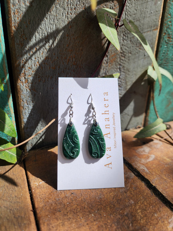 Small Roimata Clay Dark Green Earrings
