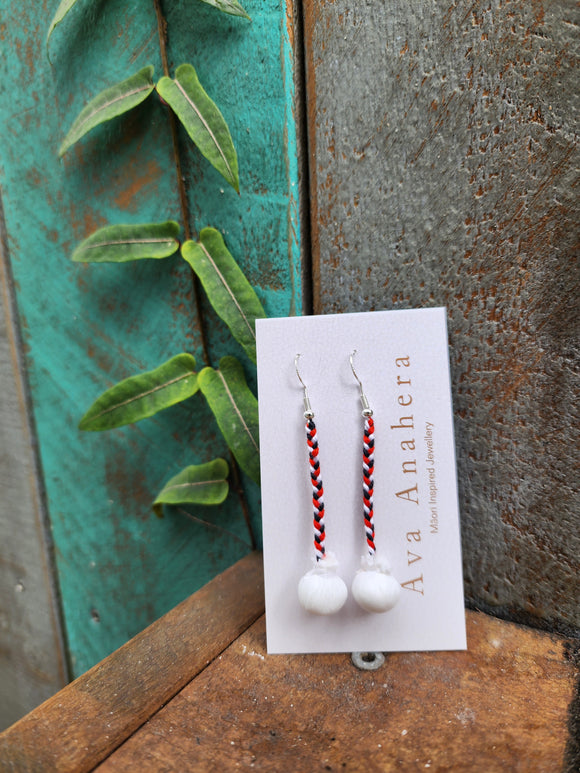 Poi earring