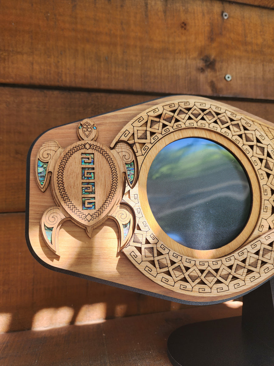 Polynesian Turtle 21st Key with Stand – Pacific Shack Gold Coast