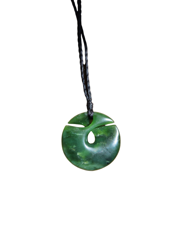 #100 Porowhita Pounamu (35mm)
